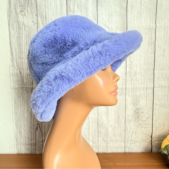 Donna Salyer’s Fabulous Furs Periwinkle Le Mink Faux Fur Coat & Bucket Hat Sz XL - Picture 8 of 12